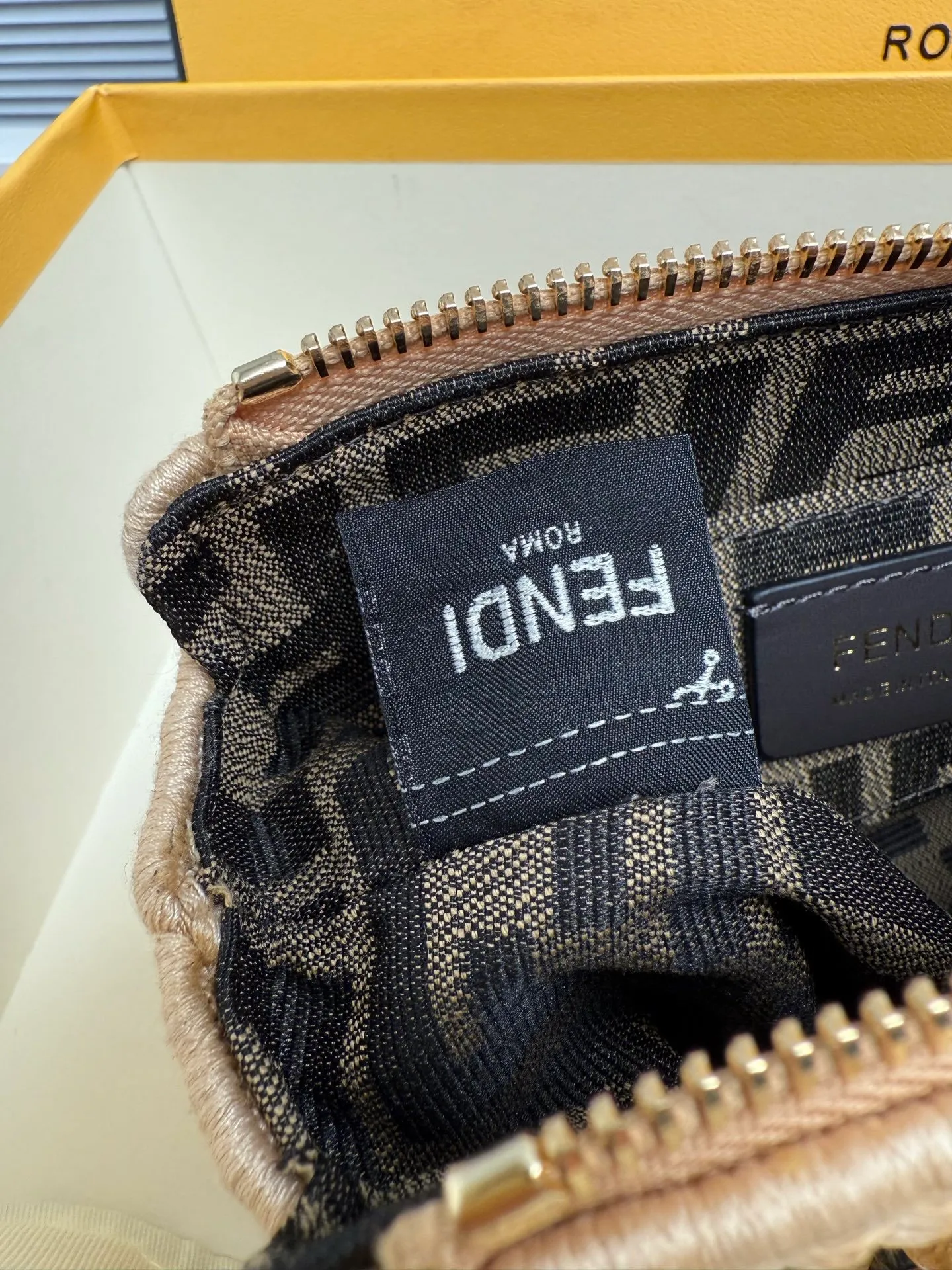 All Categories Official Website "Brand Women's Bags" Women's Bags 💙 FENDI 2026 Official Website FENDI Crossbody Bag