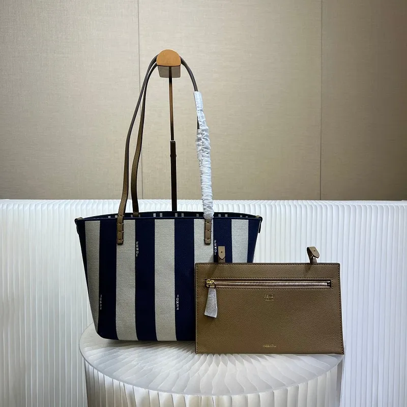 All Categories Fendi Women's Bags (Fendi) Fendi 425L