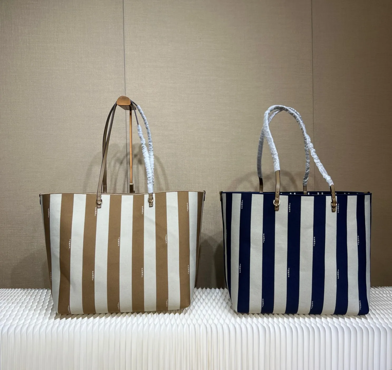 All Categories Fendi Women's Bags (Fendi) Fendi 425L