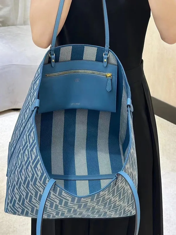All Categories Fendi Women's Bags (Fendi) Fendi 425L