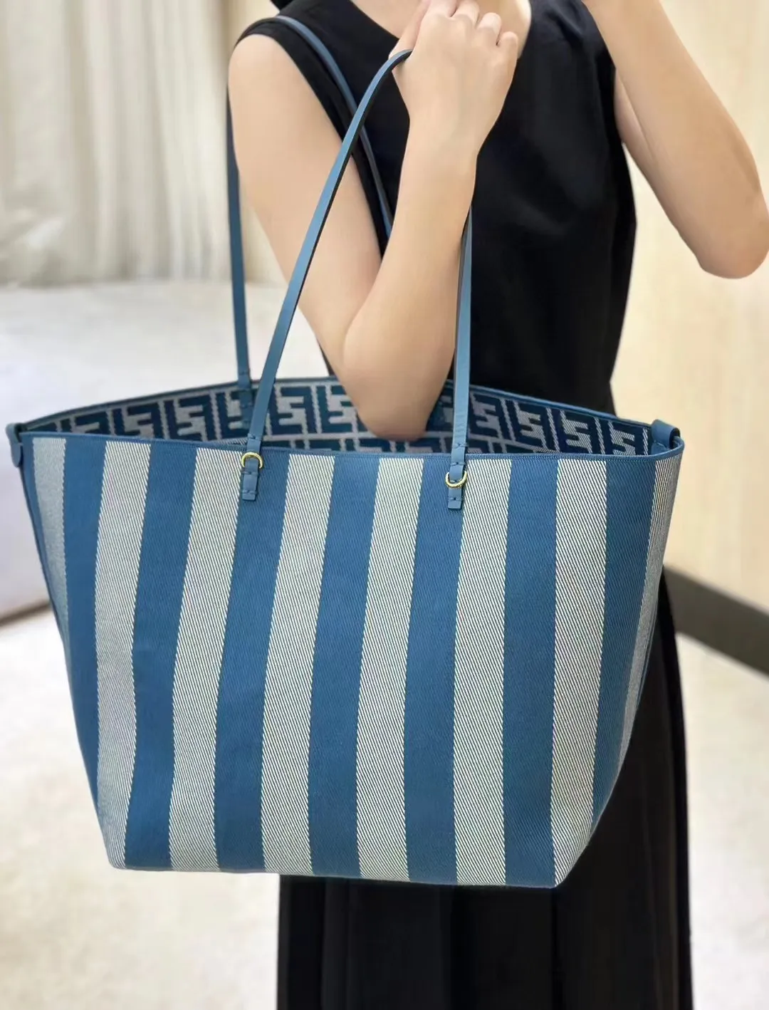 All Categories Fendi Women's Bags (Fendi) Fendi 425L