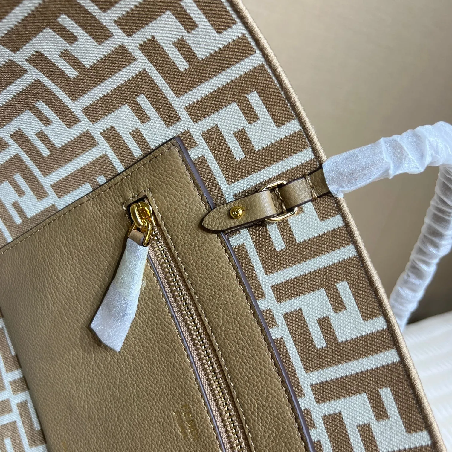 All Categories Fendi Women's Bags (Fendi) Fendi 425L