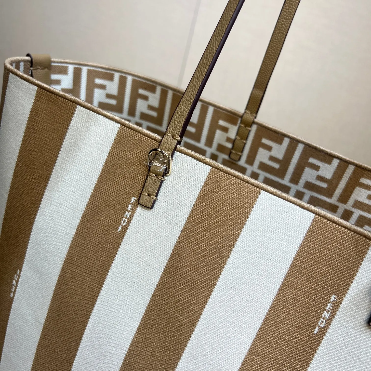 All Categories Fendi Women's Bags (Fendi) Fendi 425L