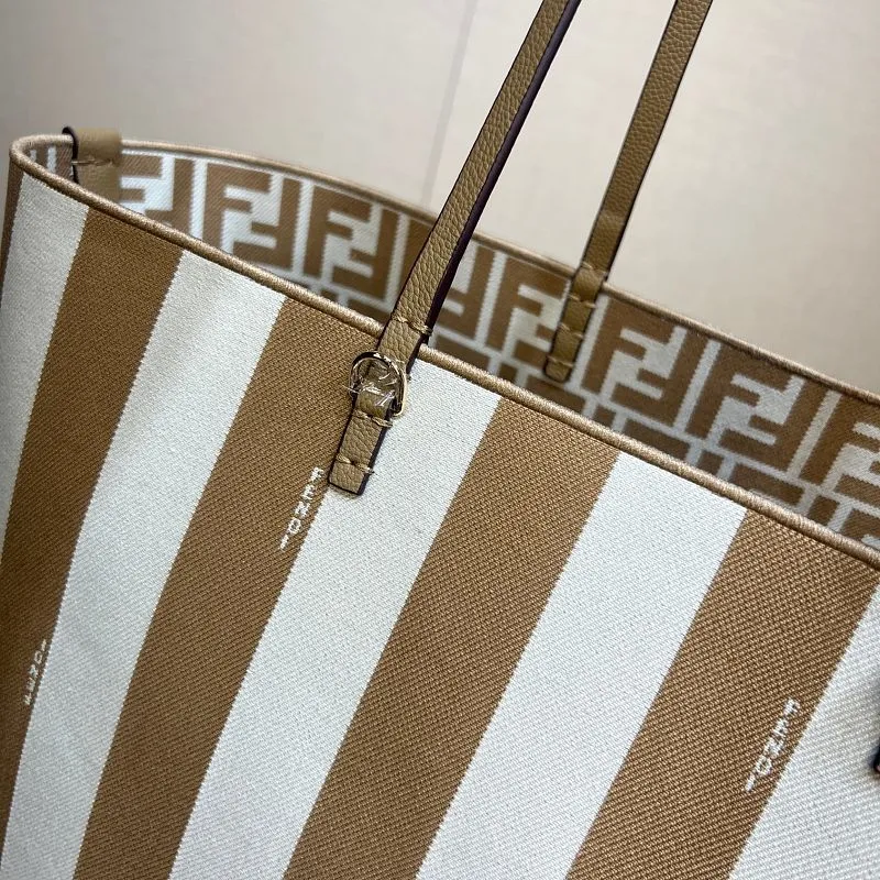 All Categories Fendi Women's Bags (Fendi) Fendi 425L