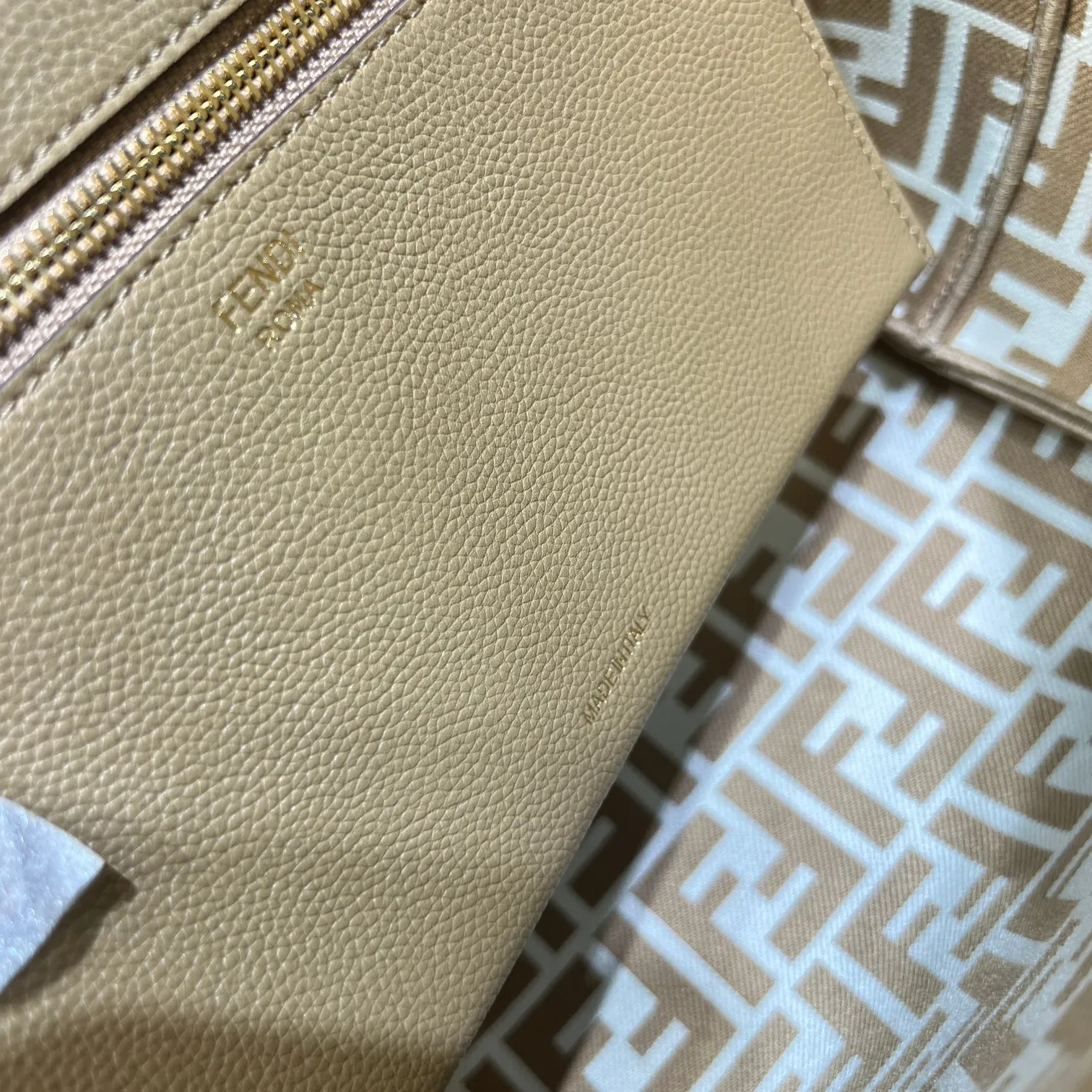 All Categories Fendi Women's Bags (Fendi) Fendi 425L