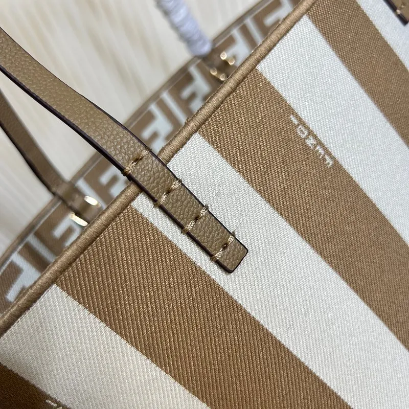 All Categories Fendi Women's Bags (Fendi) Fendi 425L