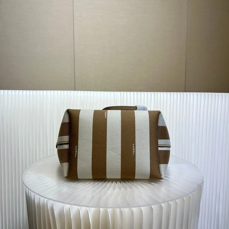 All Categories Fendi Women's Bags (Fendi) Fendi 425L
