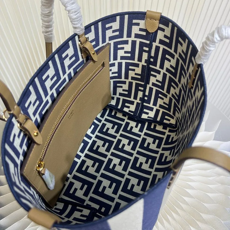 All Categories Fendi Women's Bags (Fendi) Fendi 425L