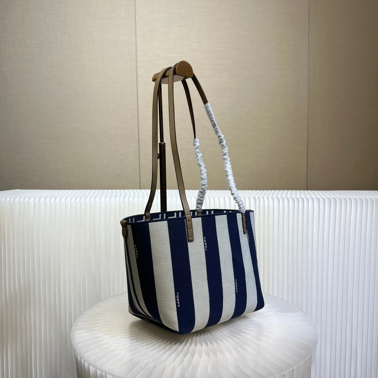 All Categories Fendi Women's Bags (Fendi) Fendi 425L