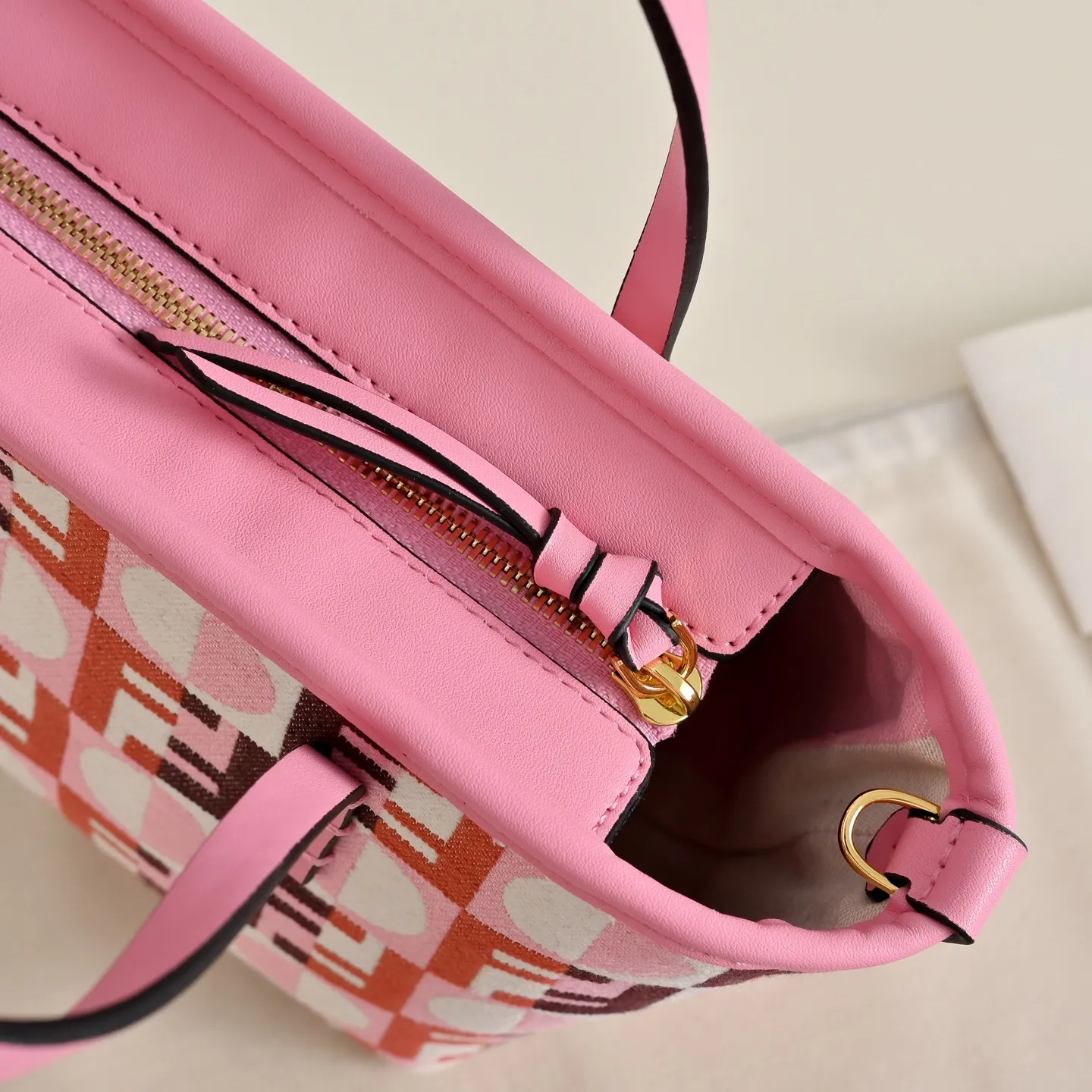 All Categories Fendi Women's Bags (Fendi) Fendi 1114