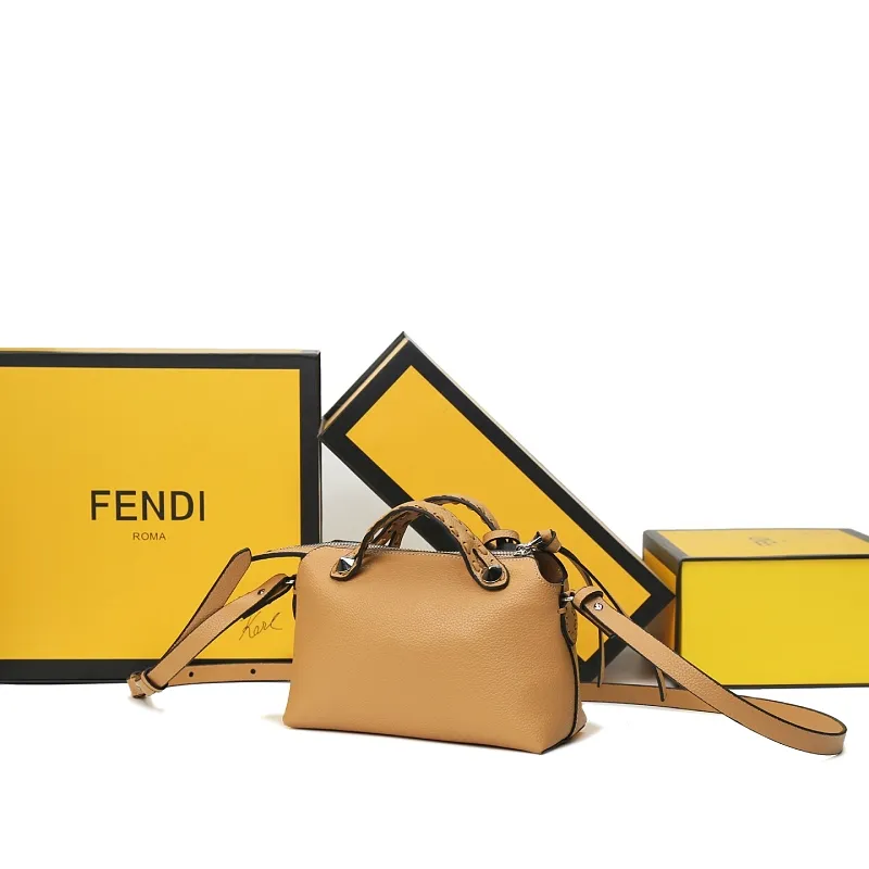 All Categories Fendi Women's Bags (Fendi) Fendi 209