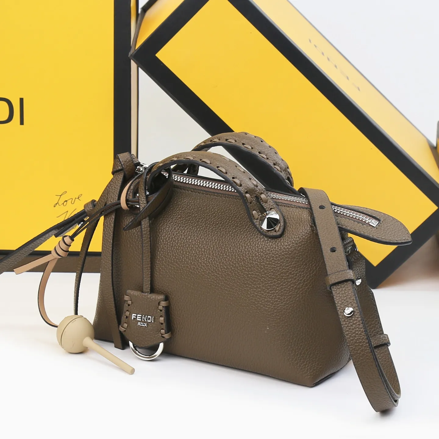 All Categories Fendi Women's Bags (Fendi) Fendi 209