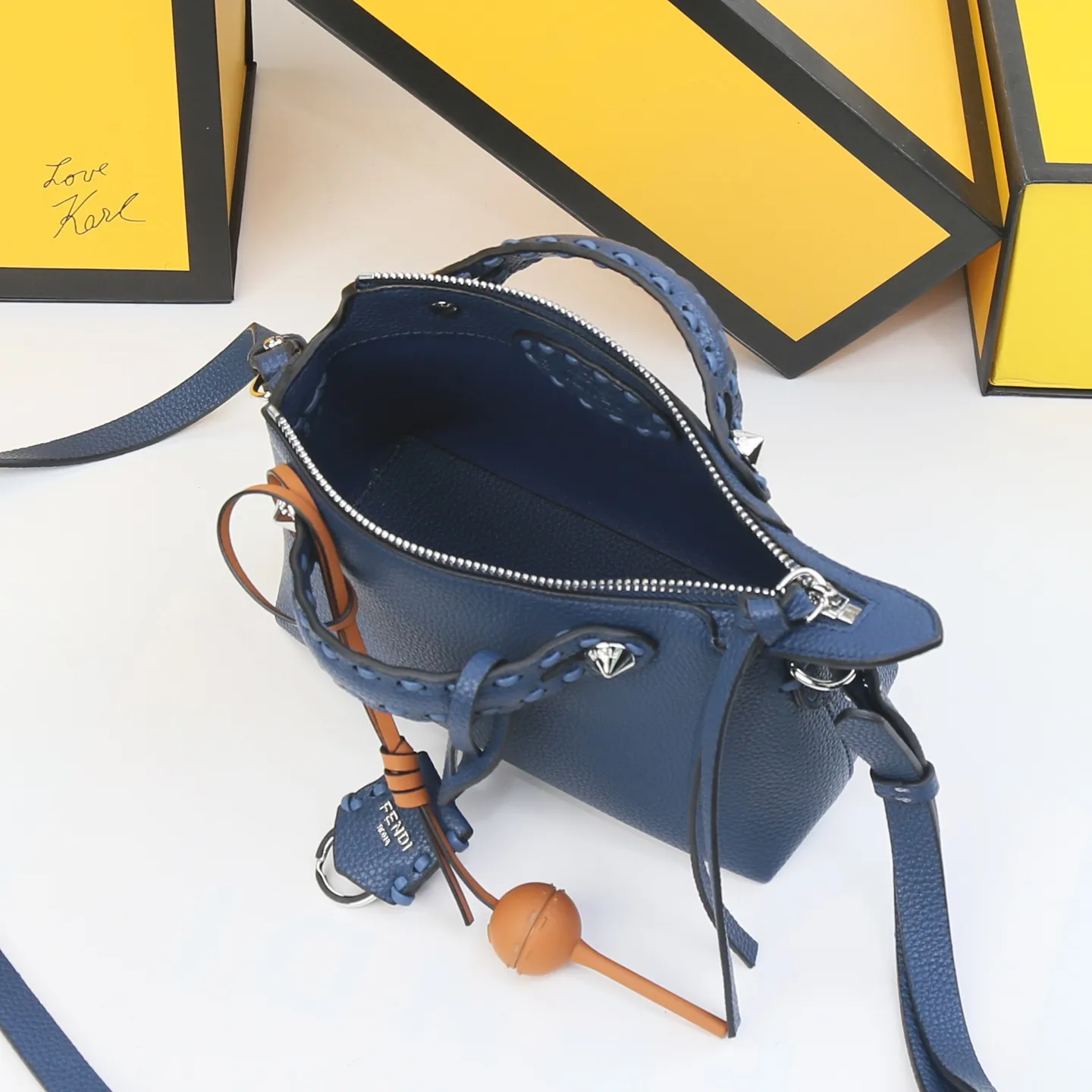 All Categories Fendi Women's Bags (Fendi) Fendi 209