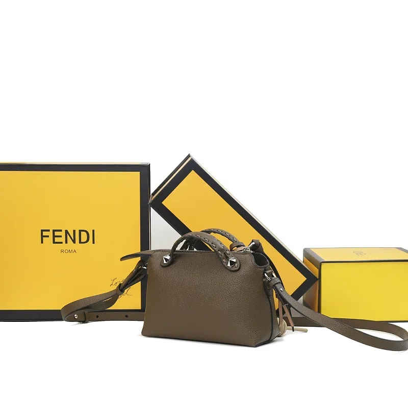 All Categories Fendi Women's Bags (Fendi) Fendi 209