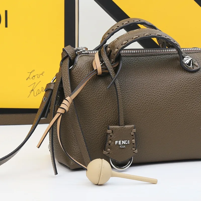 All Categories Fendi Women's Bags (Fendi) Fendi 209