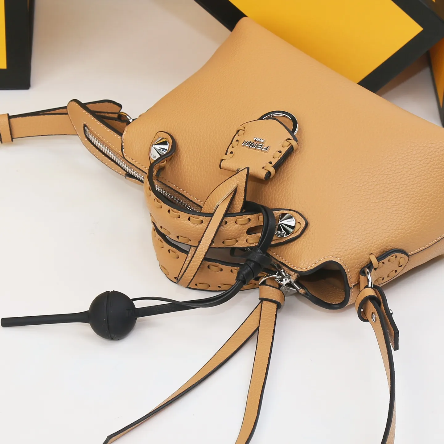 All Categories Fendi Women's Bags (Fendi) Fendi 209
