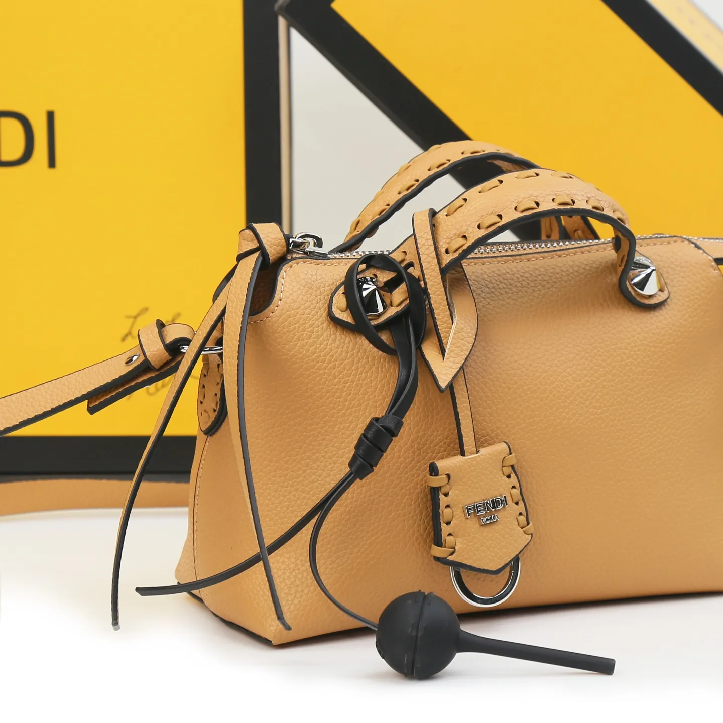 All Categories Fendi Women's Bags (Fendi) Fendi 209
