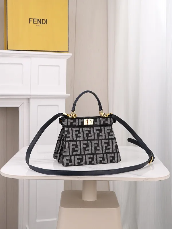 All Categories Official Website "Brand Women's Bags" Women's Bags 💙 FENDI 2026 New Fendi Crossbody Shoulder Bag