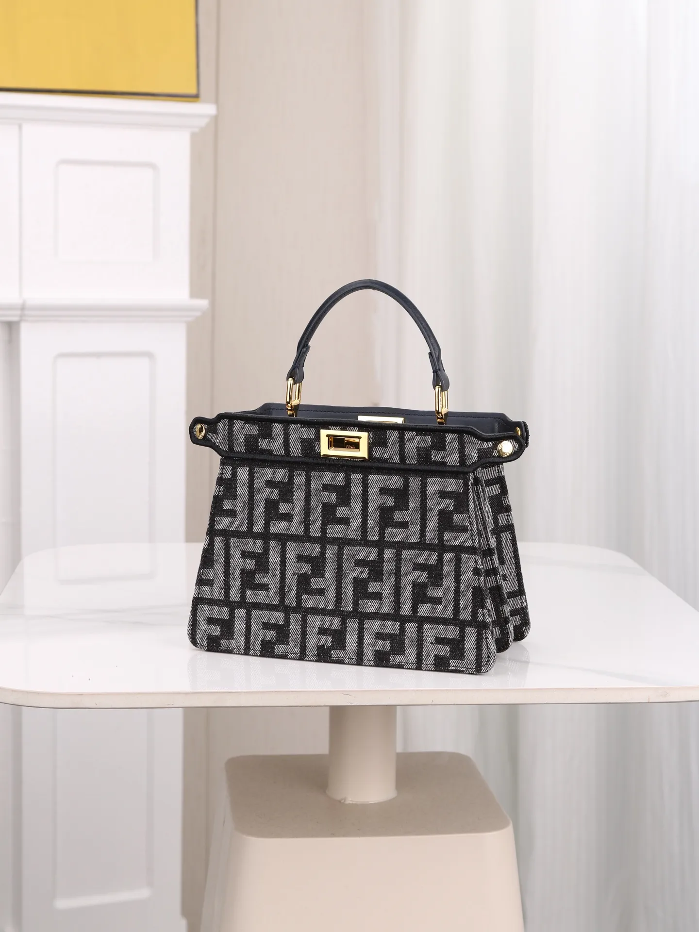All Categories Official Website "Brand Women's Bags" Women's Bags 💙 FENDI 2026 New Fendi Crossbody Shoulder Bag