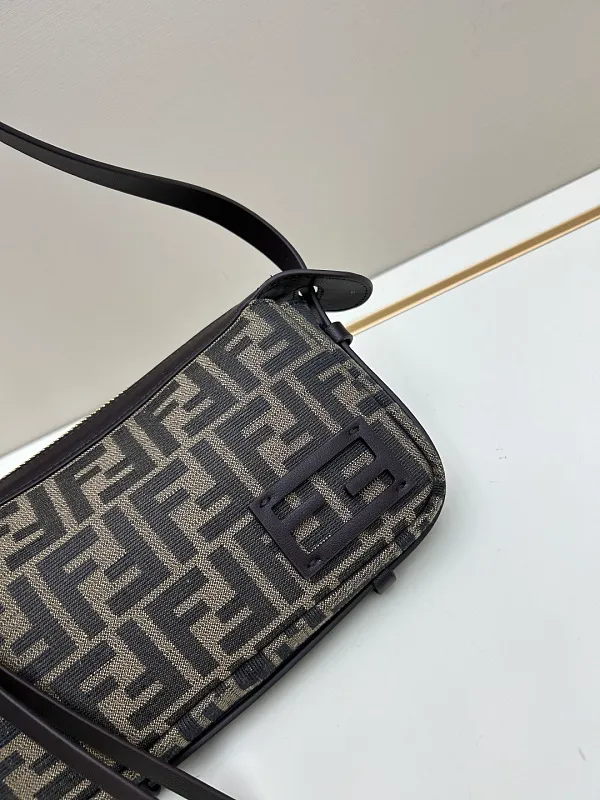 All Categories Fendi Women's Bags (Fendi) Fendi 2024-25
