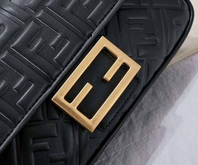 All Categories Fendi Women's Bags (Fendi) Fendi 6607