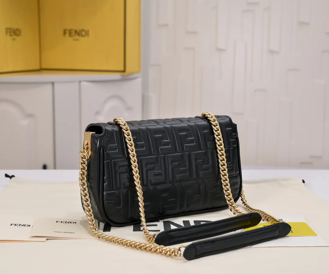 All Categories Fendi Women's Bags (Fendi) Fendi 6607