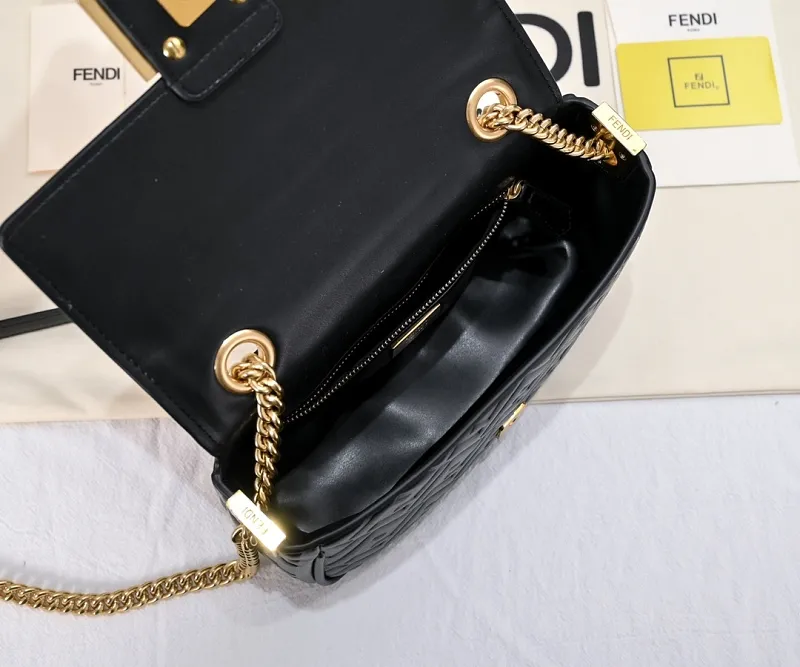 All Categories Fendi Women's Bags (Fendi) Fendi 6607