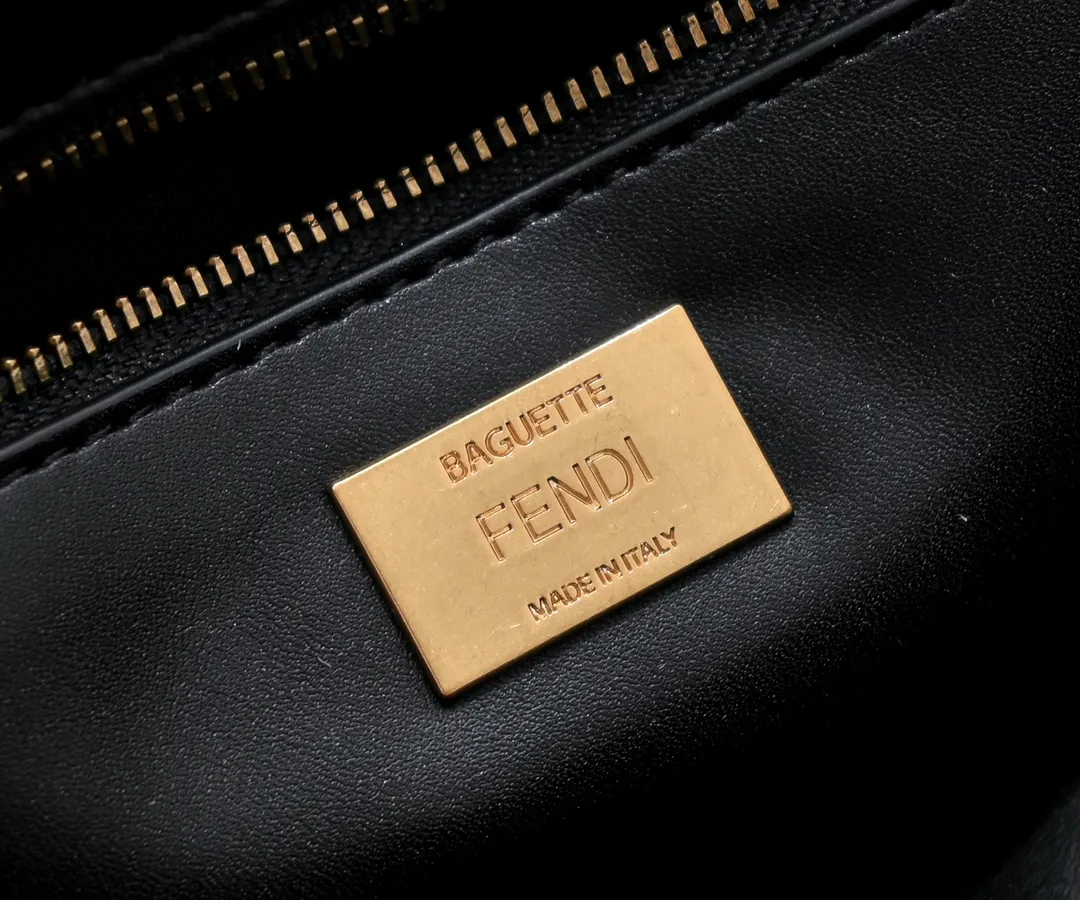 All Categories Fendi Women's Bags (Fendi) Fendi 6607