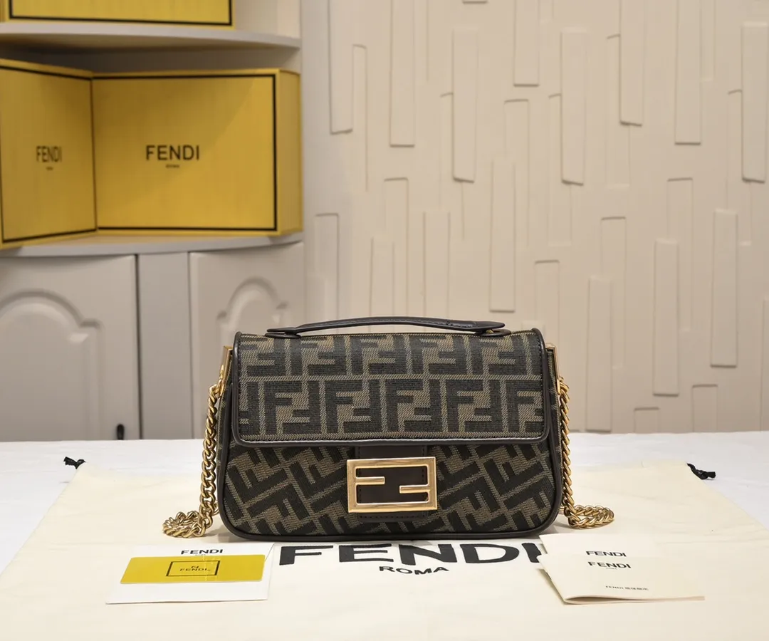 All Categories Fendi Women's Bags (Fendi) Fendi 6607