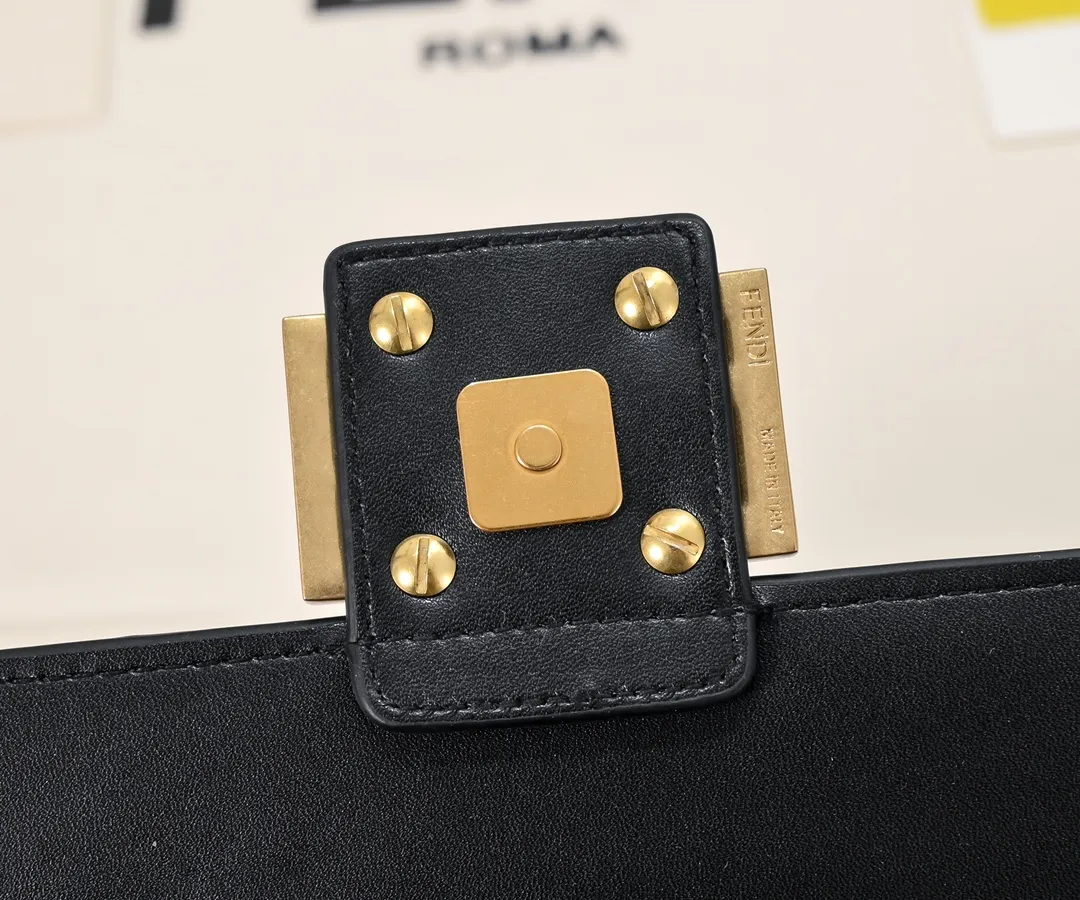 All Categories Fendi Women's Bags (Fendi) Fendi 6607