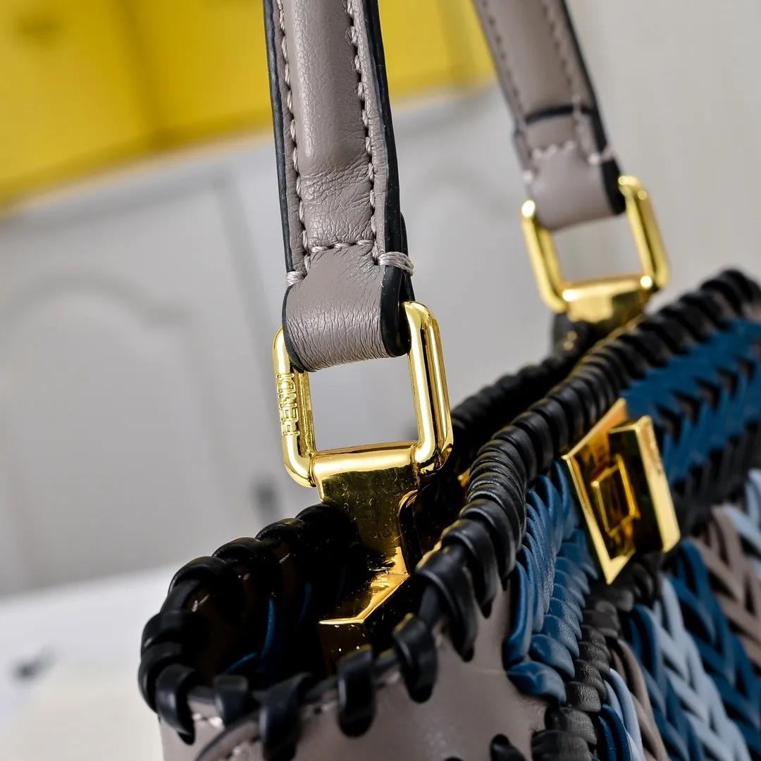 All Categories Fendi Women's Bags (Fendi) Fendi 3373