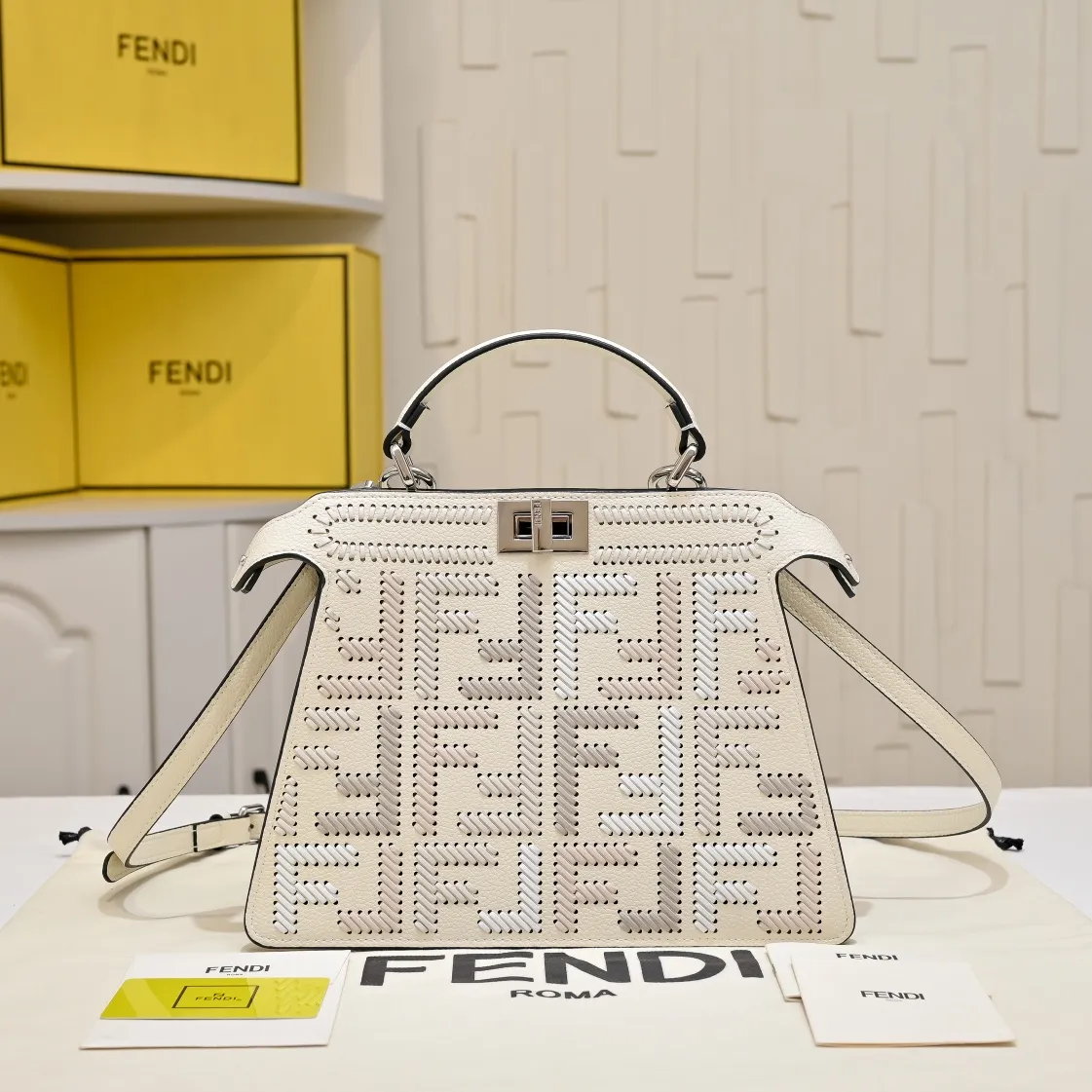 All Categories Fendi Women's Bags (Fendi) Fendi 33203