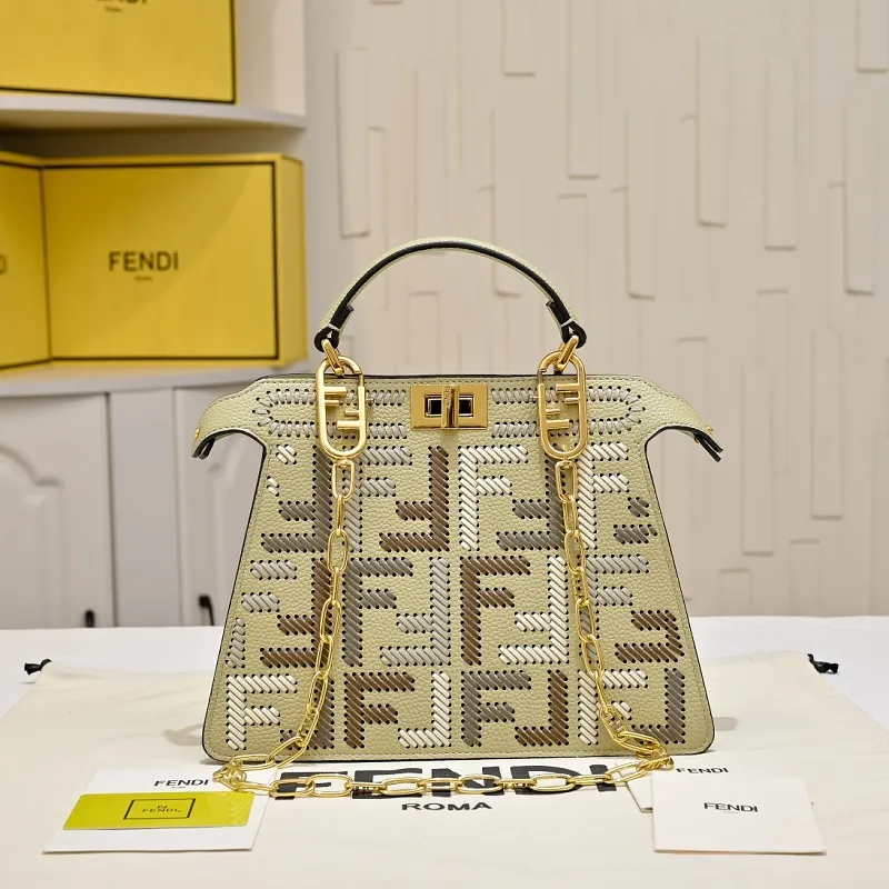 All Categories Fendi Women's Bags (Fendi) Fendi 33203