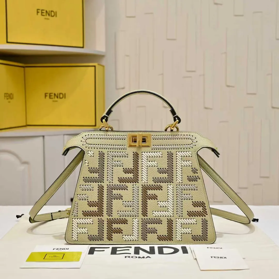 All Categories Fendi Women's Bags (Fendi) Fendi 33203