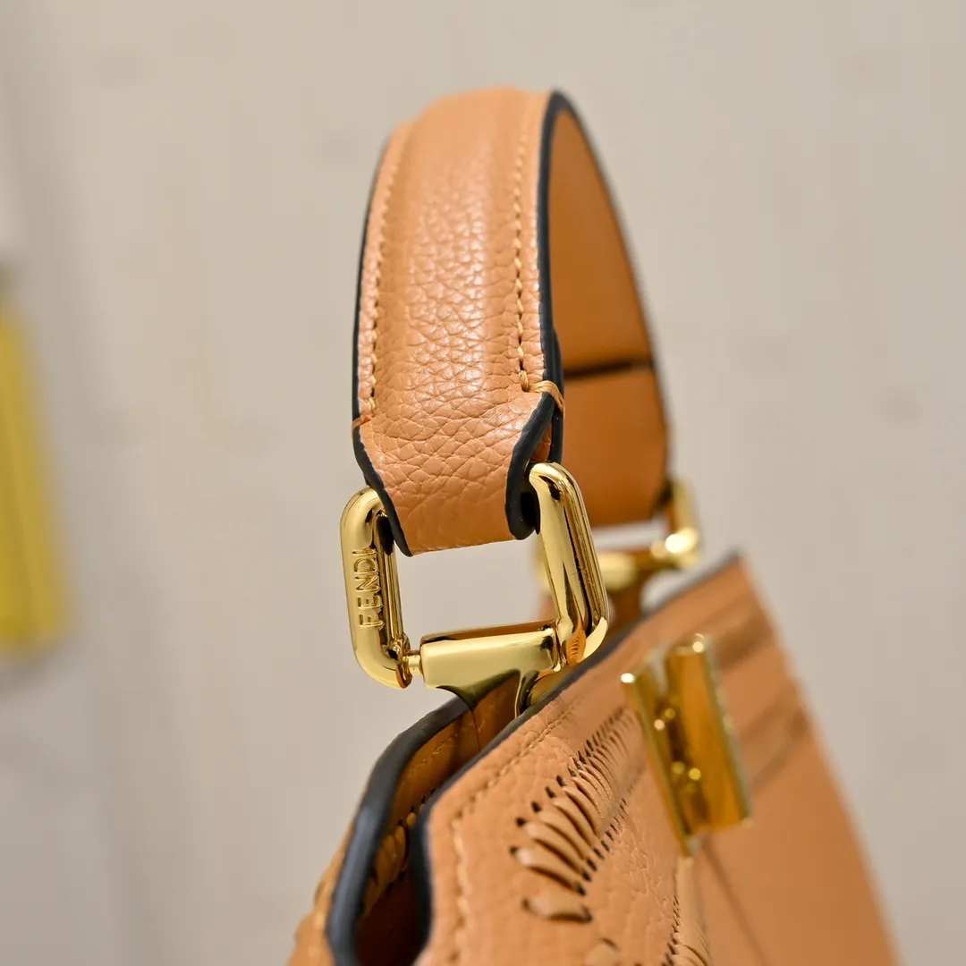 All Categories Fendi Women's Bags (Fendi) Fendi 33203