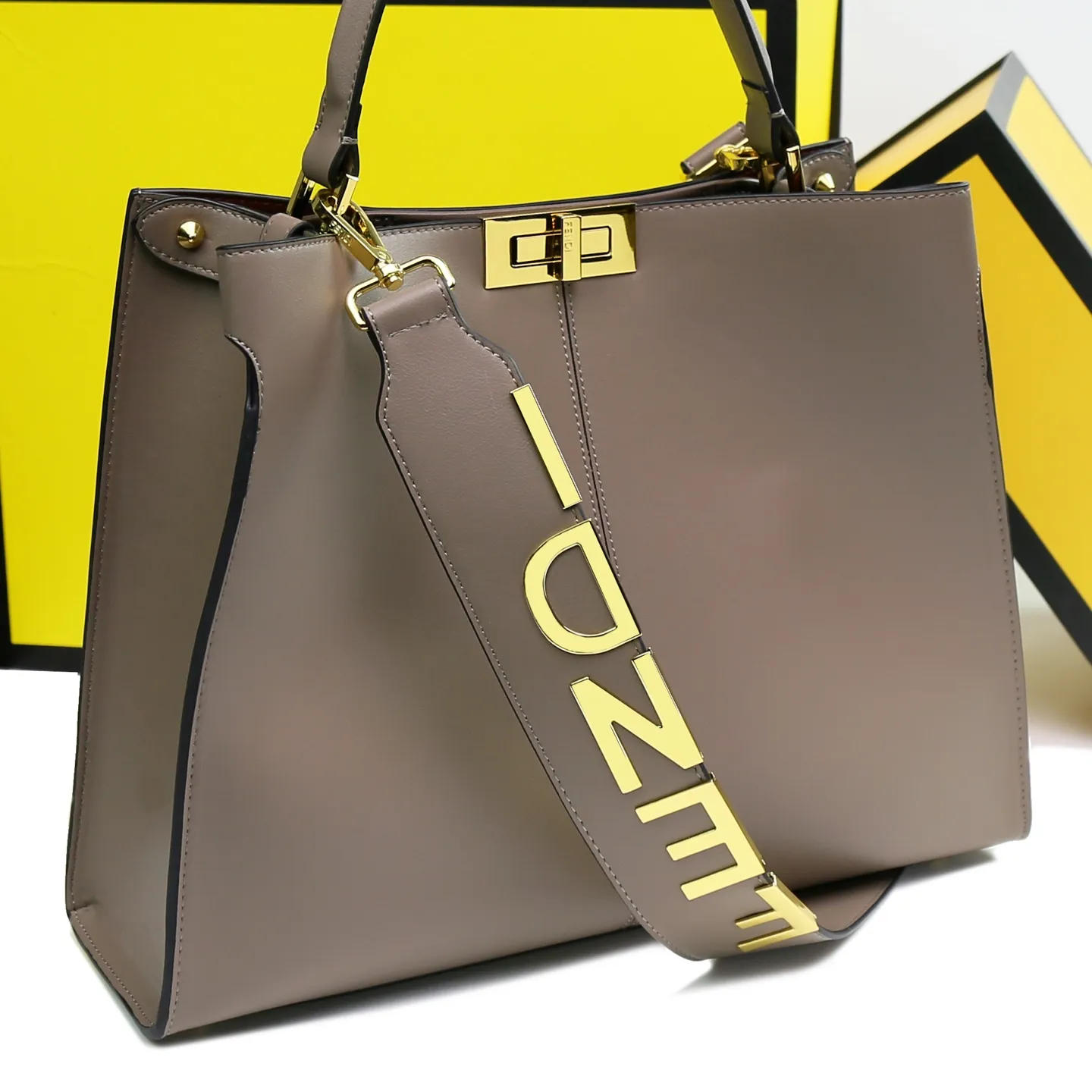All Categories Fendi Women's Bags (Fendi) Fendi 1129