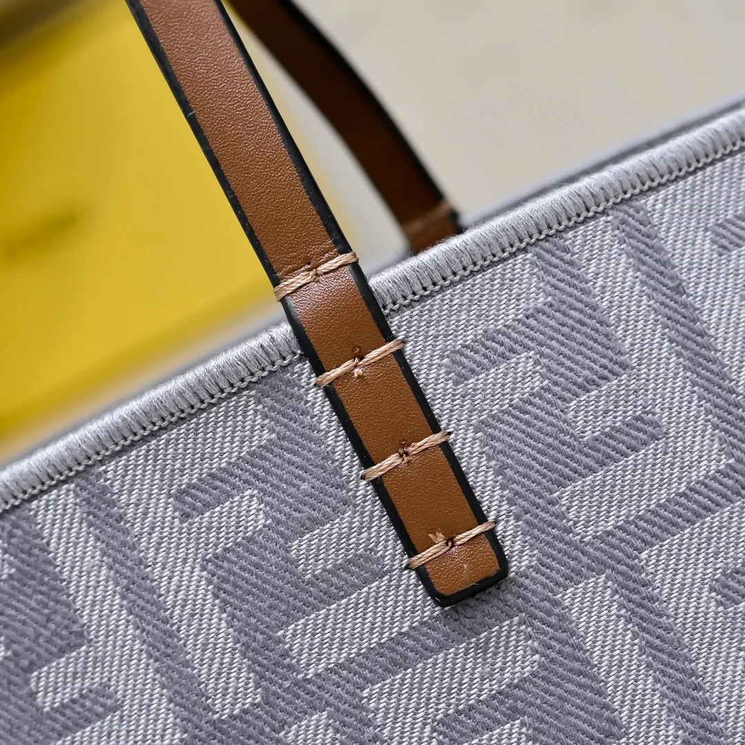 All Categories Fendi Women's Bags (Fendi) Fendi 8971