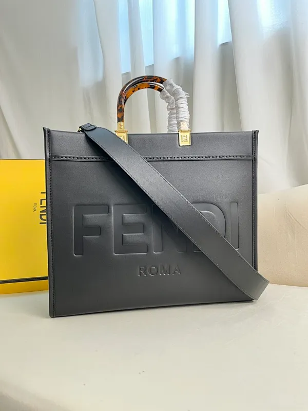 All Categories 💚 Top Version Men’s Bags 💚 Fendi 2025 New Fendi Handbags