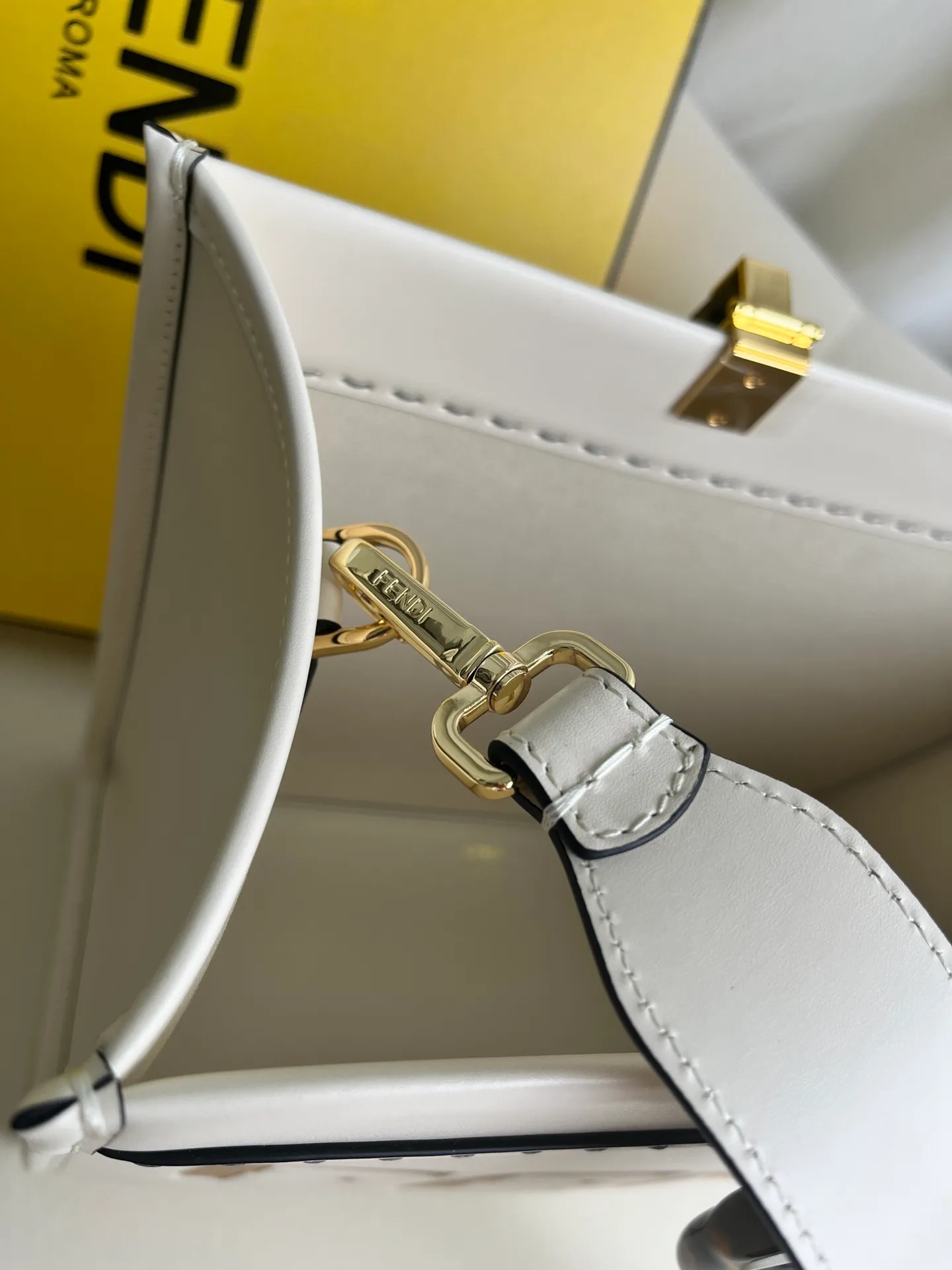 All Categories 💚 Top Version Men’s Bags 💚 Fendi 2025 New Fendi Handbags