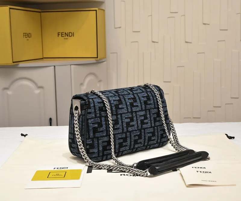 All Categories Fendi Women's Bags (Fendi) Fendi 6601
