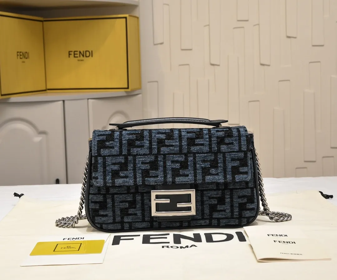 All Categories Fendi Women's Bags (Fendi) Fendi 6601