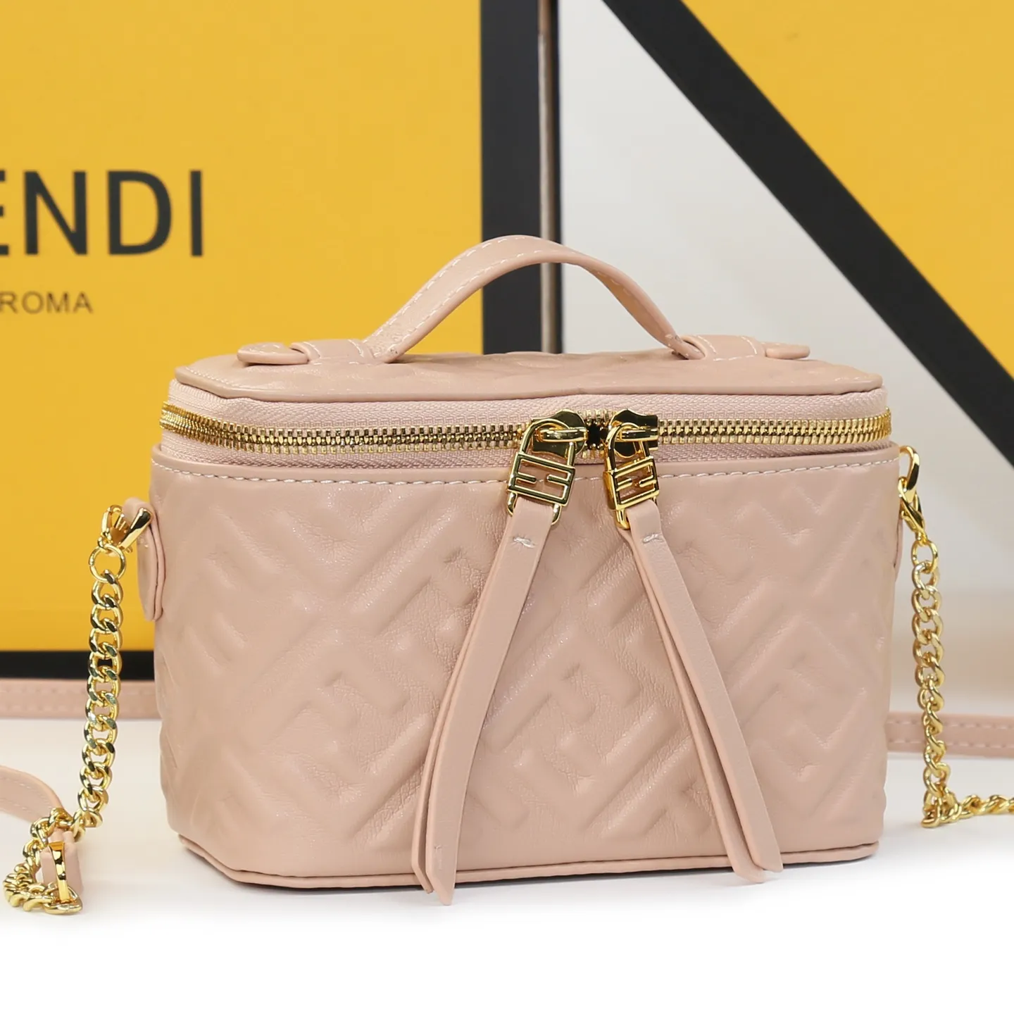 All Categories Fendi Women's Bags (Fendi) Fendi 2587