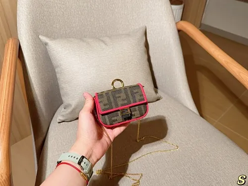 All categories Official website "Brand Women's Bags" Women's Bags 💙 FENDI 2025 new fendi mini lipstick bag coin purse