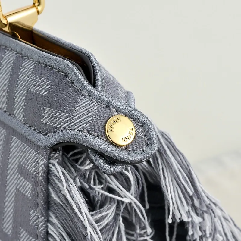 All Categories Fendi Women's Bags (Fendi) Fendi 7757 Medium