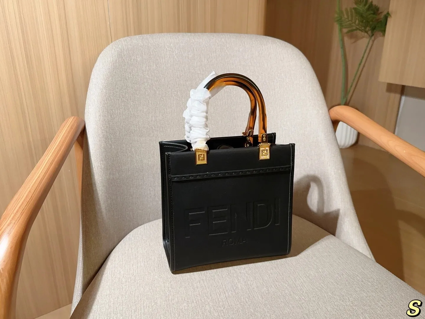 All Categories Official Website "Brand Women's Bags" Women's Bags 💙 FENDI 2025 New Fendi Handbags