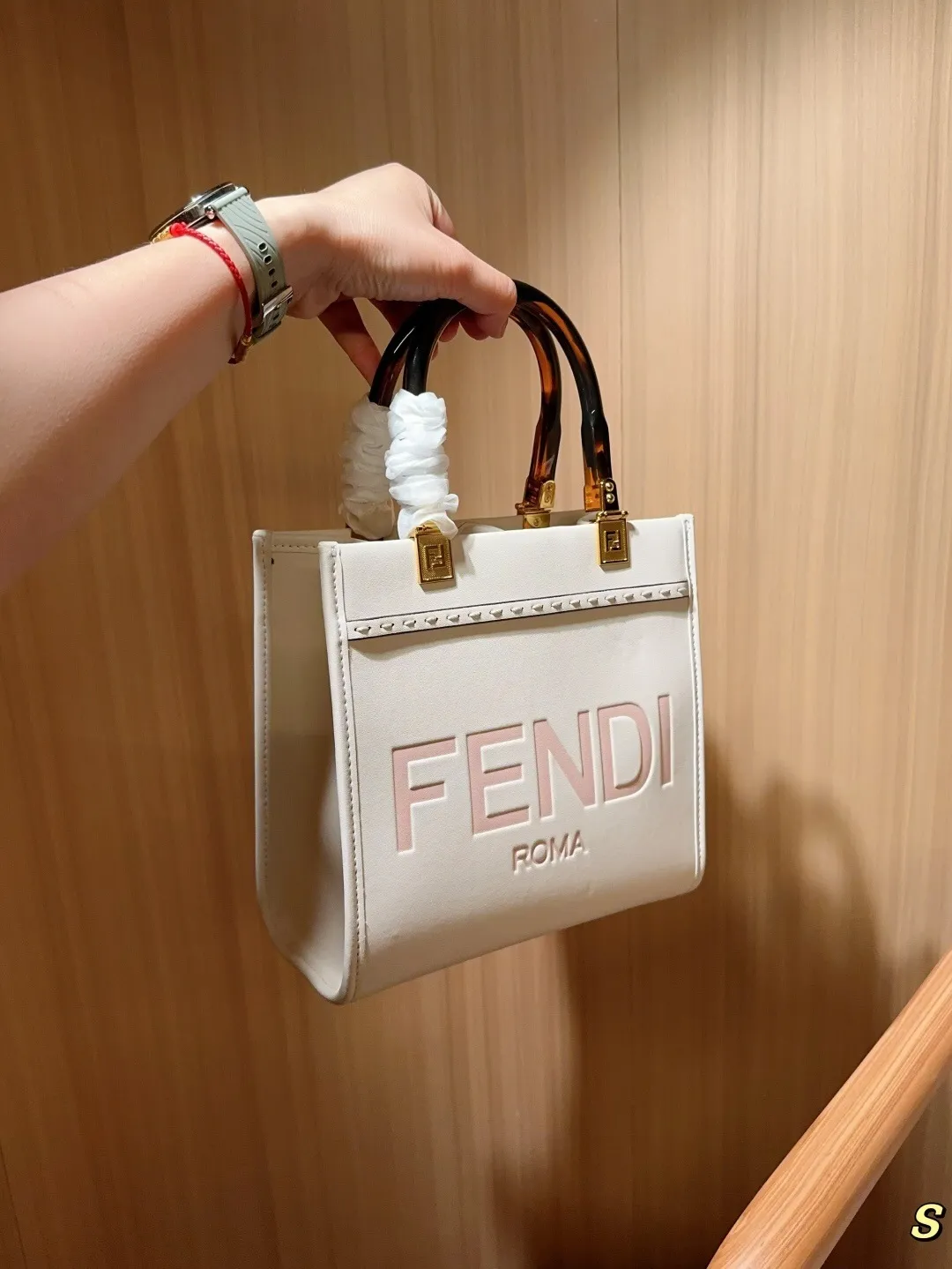 All Categories Official Website "Brand Women's Bags" Women's Bags 💙 FENDI 2025 New Fendi Handbags