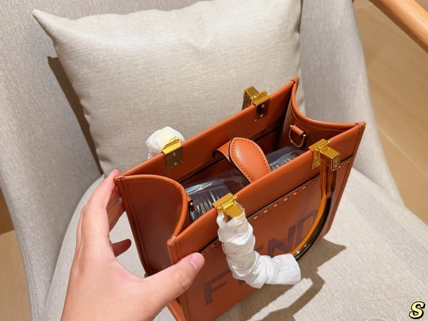 All Categories Official Website "Brand Women's Bags" Women's Bags 💙 FENDI 2025 New Fendi Handbags