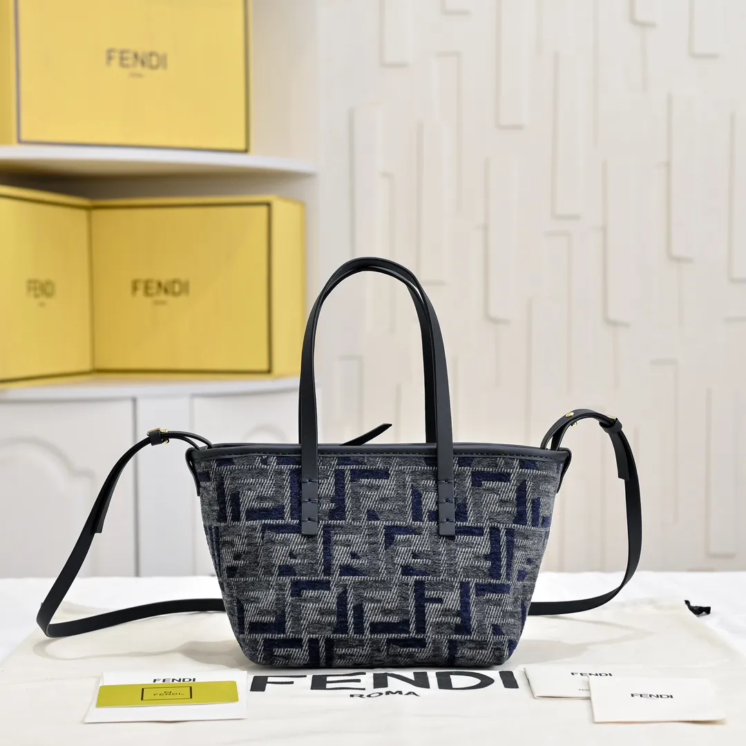 All Categories Fendi Women's Bags (Fendi) Fendi 3366
