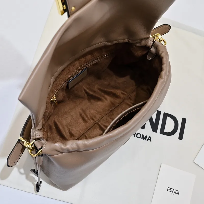 All Categories Fendi Women's Bags (Fendi) Fendi 3378