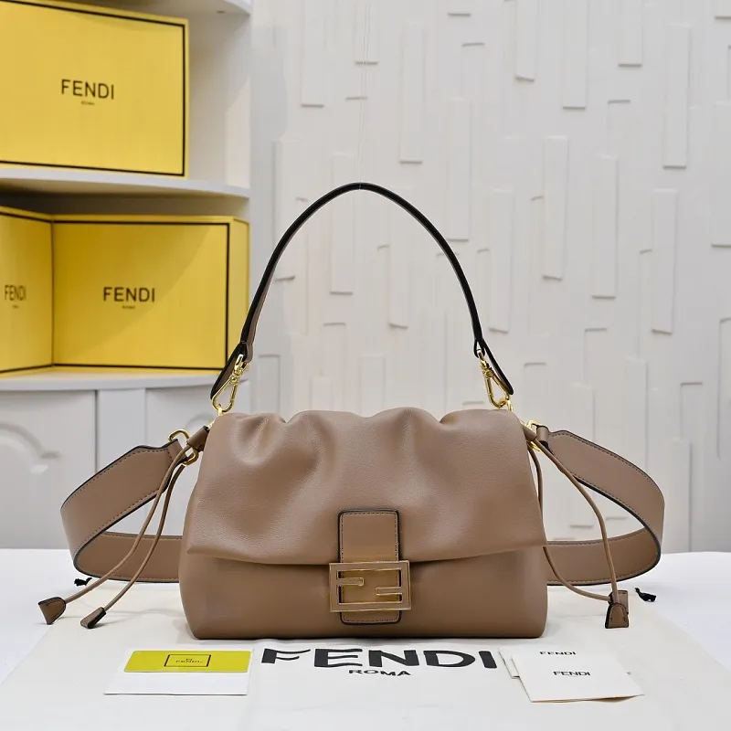 All Categories Fendi Women's Bags (Fendi) Fendi 3378
